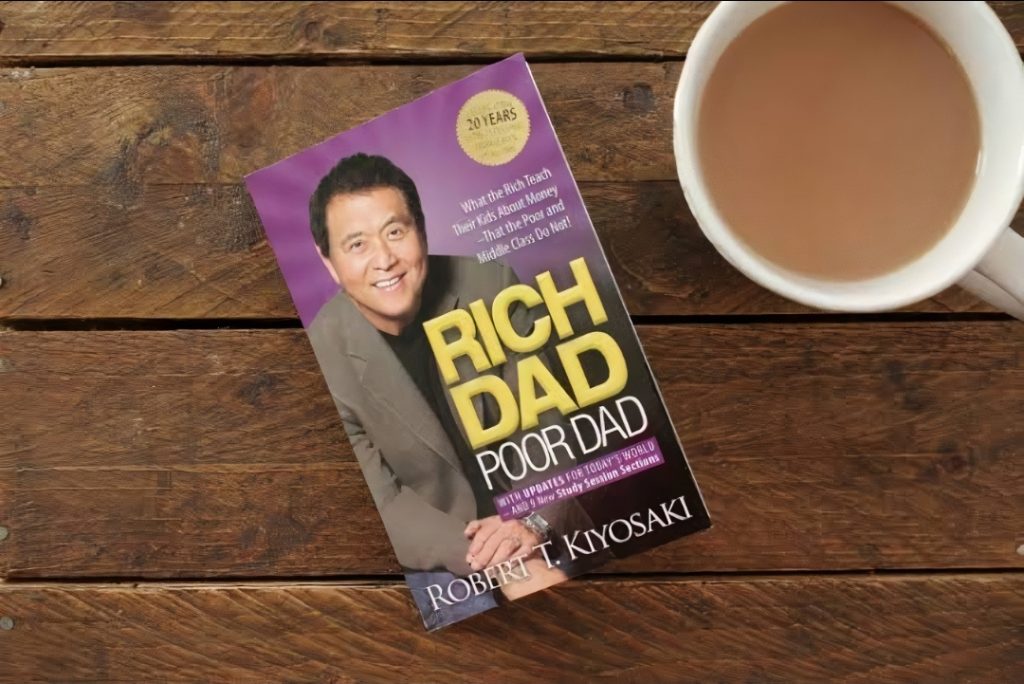 Rich Dad Poor Dad adalah buku luar biasa yang tepat untuk kamu baca agar kecerdasan finansial meningkat dan mencapai financial freedom.